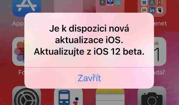 Apple uživatelům iOS 12 beta nabízí neexistující aktualizaci